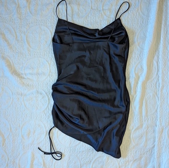 Topshopâ•‘Satin Cowl Neck Mini Dressâ•‘Size 4P - Picture 4 of 5